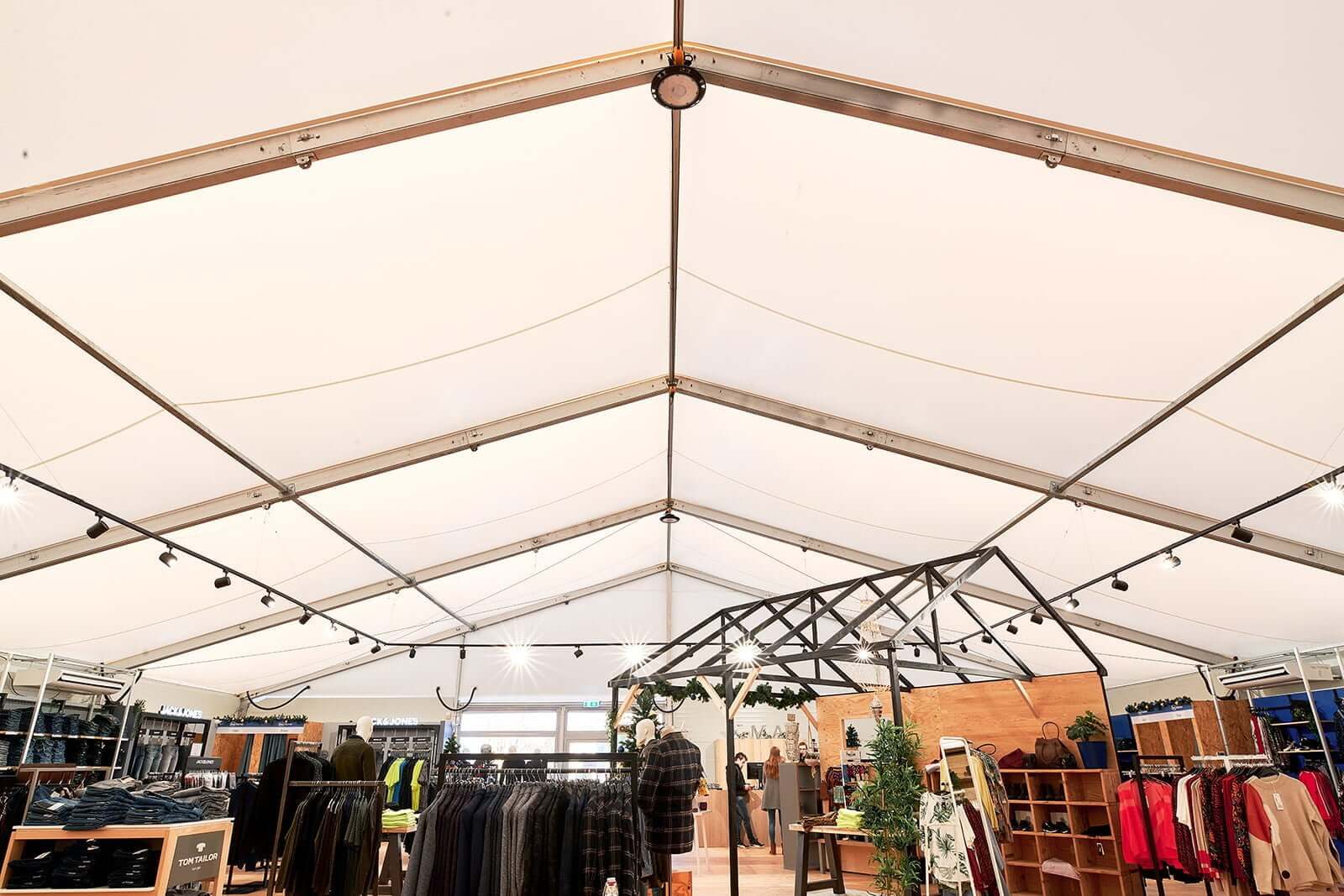 Een aluhal huren als tijdelijke winkel
